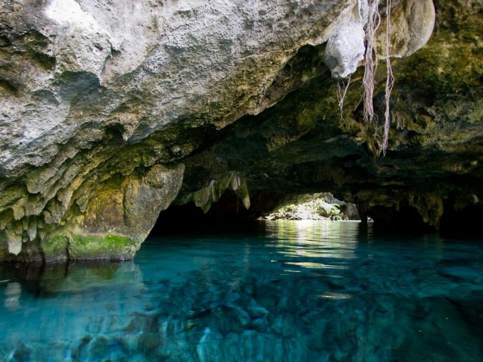 10 Longest Caves On The Planet Earth