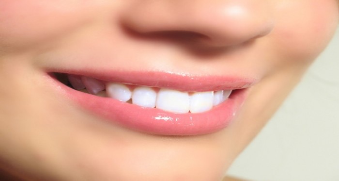 10 Quick Tips To Turn Your Lips Pink Naturally