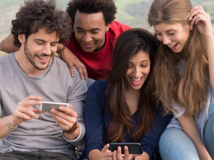 5 Top Rated Friendship Applications of 2017