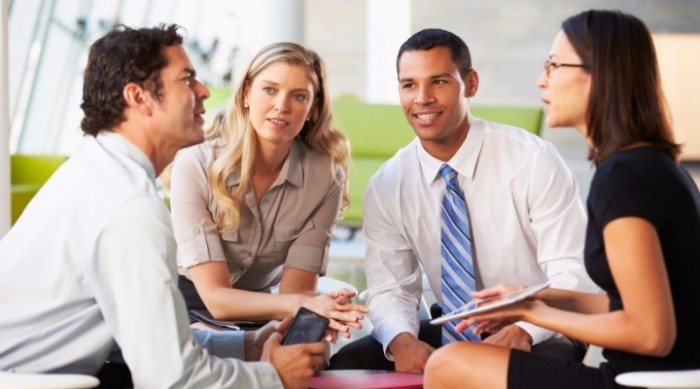 8 Best Examples Of Communication Skills While Interacting With Others