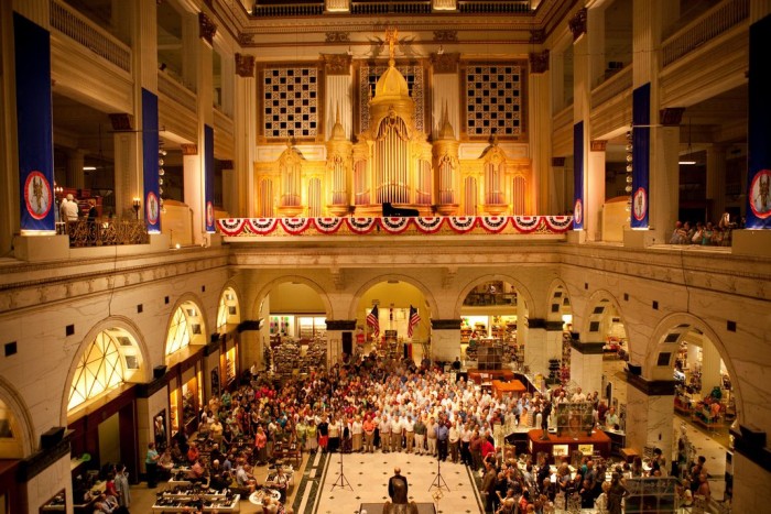 Philly’s Wanamaker Building Roofs World’s Largest Musical Instrument