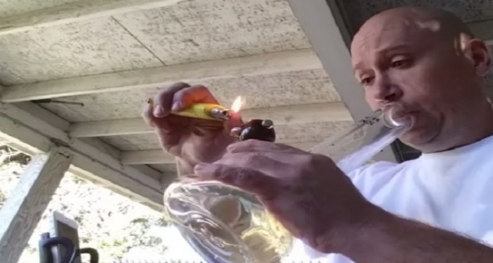 See What Happens Next When This Man Smokes the Hottest Pepper in the World!