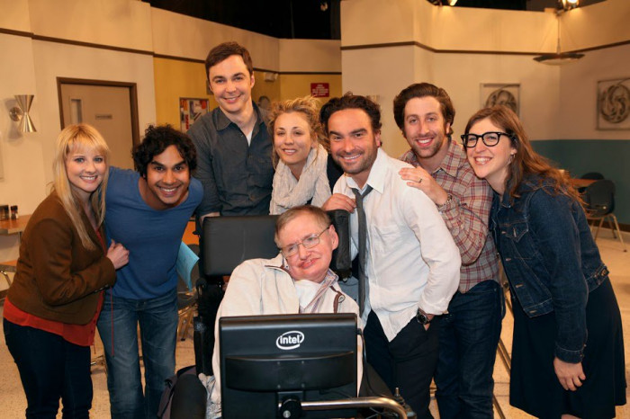 ‘The Big Bang Theory’ Recalls The Time with Stephen Hawking with a Throwback Photo